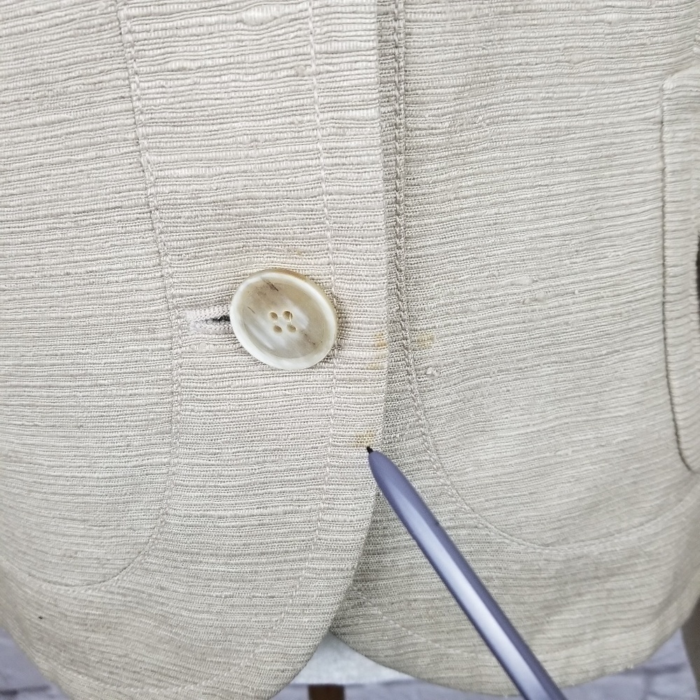 Akris Punto light tan silk 3 button side pockets blazer women's size 10 - Picture 8 of 9